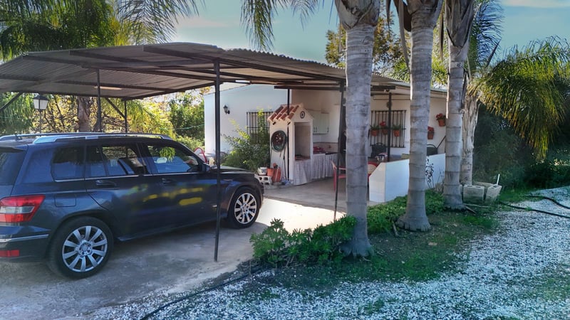 Villa in Coin - view 1