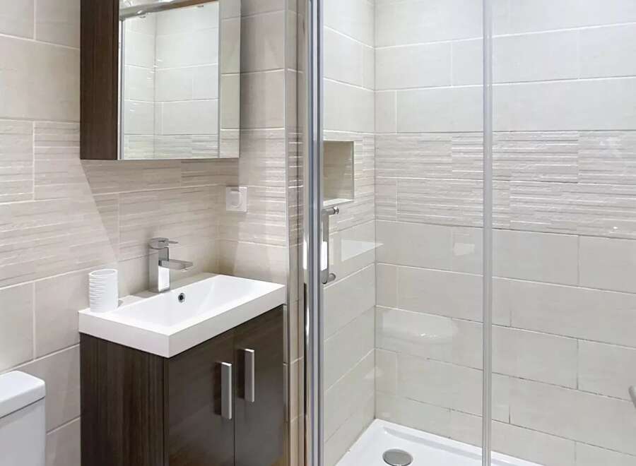 Apartment in Les Houches - Image 2