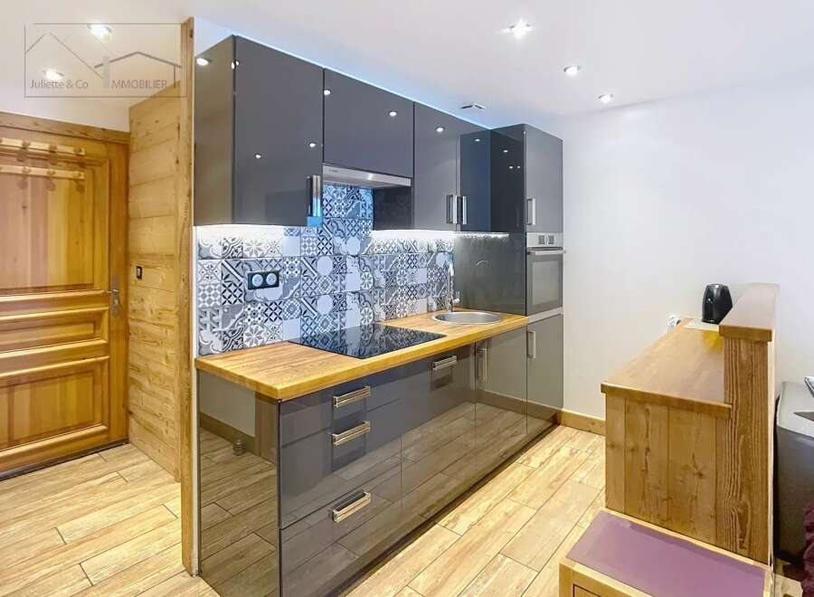 Apartment in Les Houches - Image 3