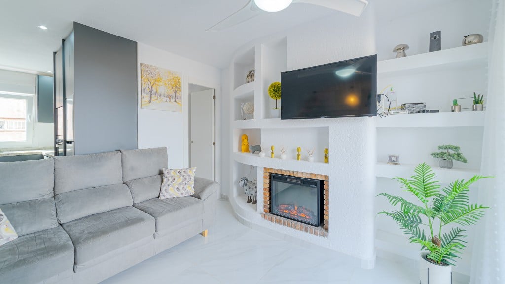 Apartment in Torrevieja - Image 2