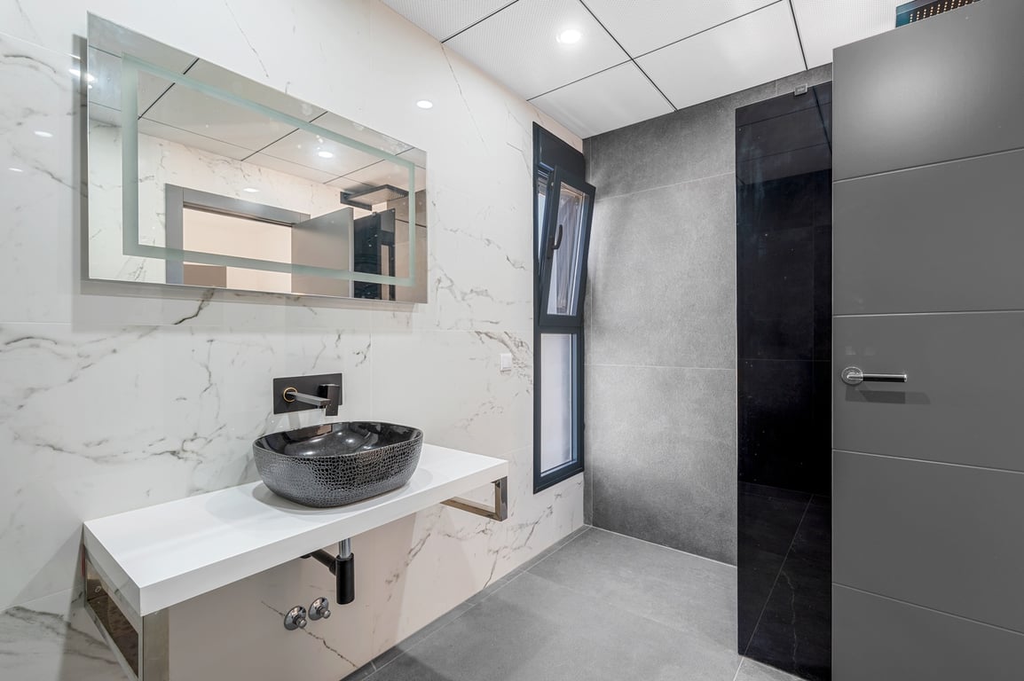 Villa in Los Tarragas - Image 5