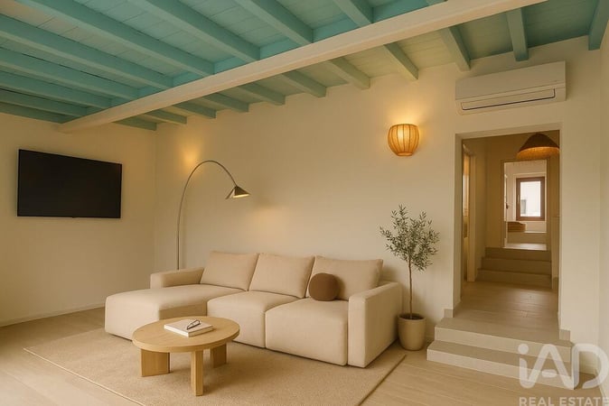 House in Odivelas - view 1