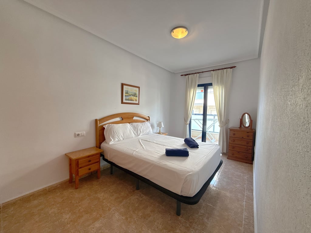 Apartment in Cabo Roig - Image 3