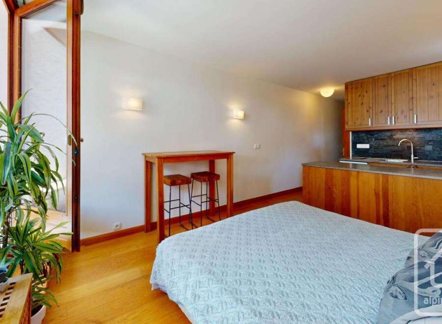 Apartment in Argentiere - Image 4