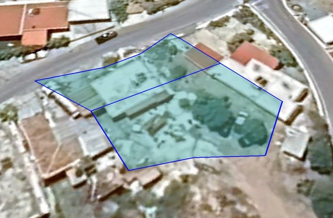 House in Moni - view 1