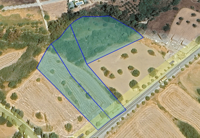 House in Moni - view 1