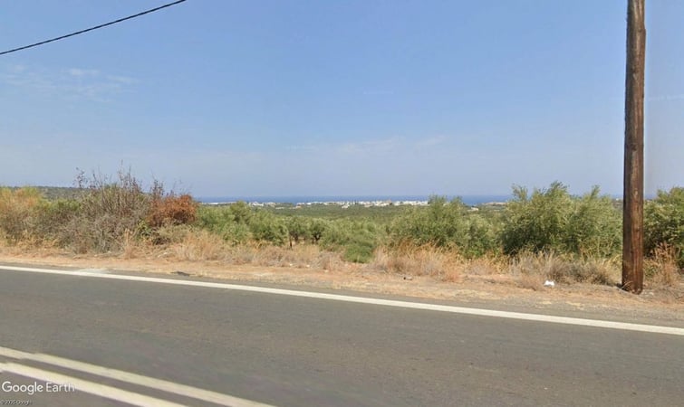 House in Vrachasi - view 1