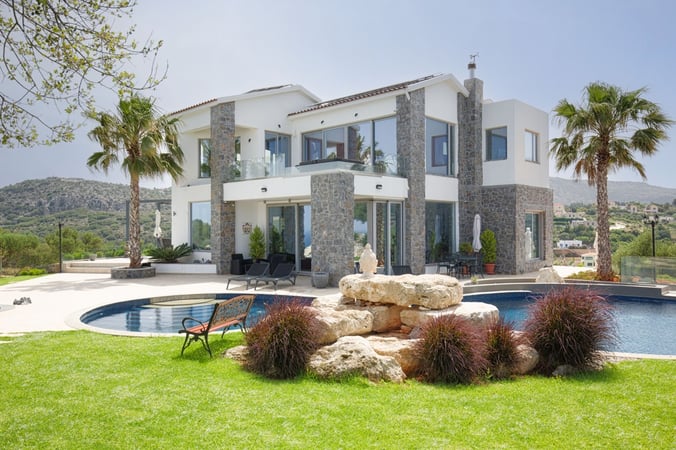 Villa in Almirida - view 1