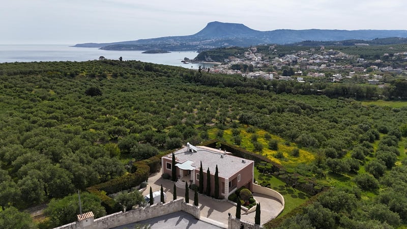 Villa in Kalyves - view 1
