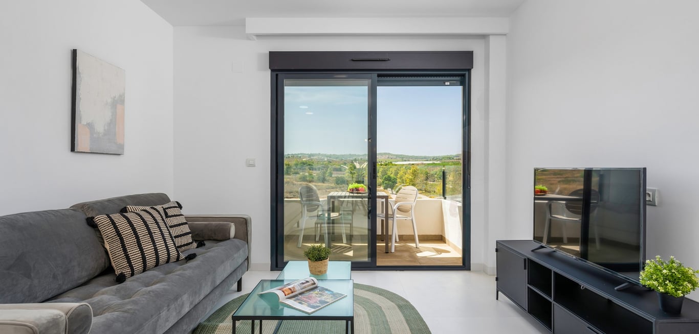 Apartment in San Miguel de Salinas - Image 3