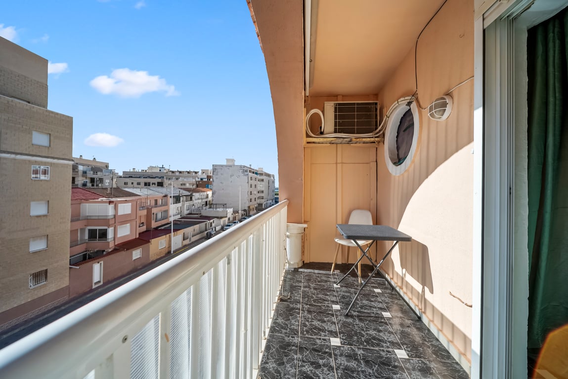 House in Torrelamata - Image 2