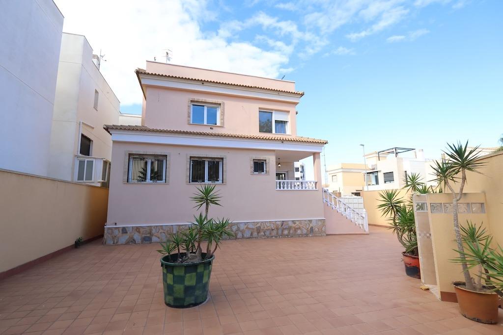House in La Zenia - Image 3