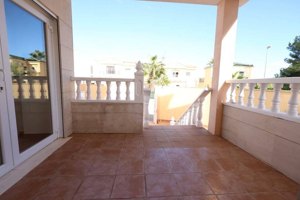 House in La Zenia - Image 2