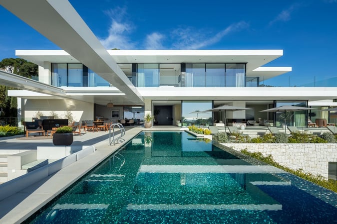 House in Benahavis - view 1