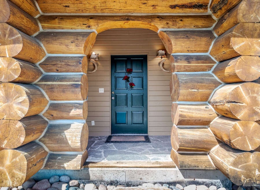 House in Routt County - Image 2