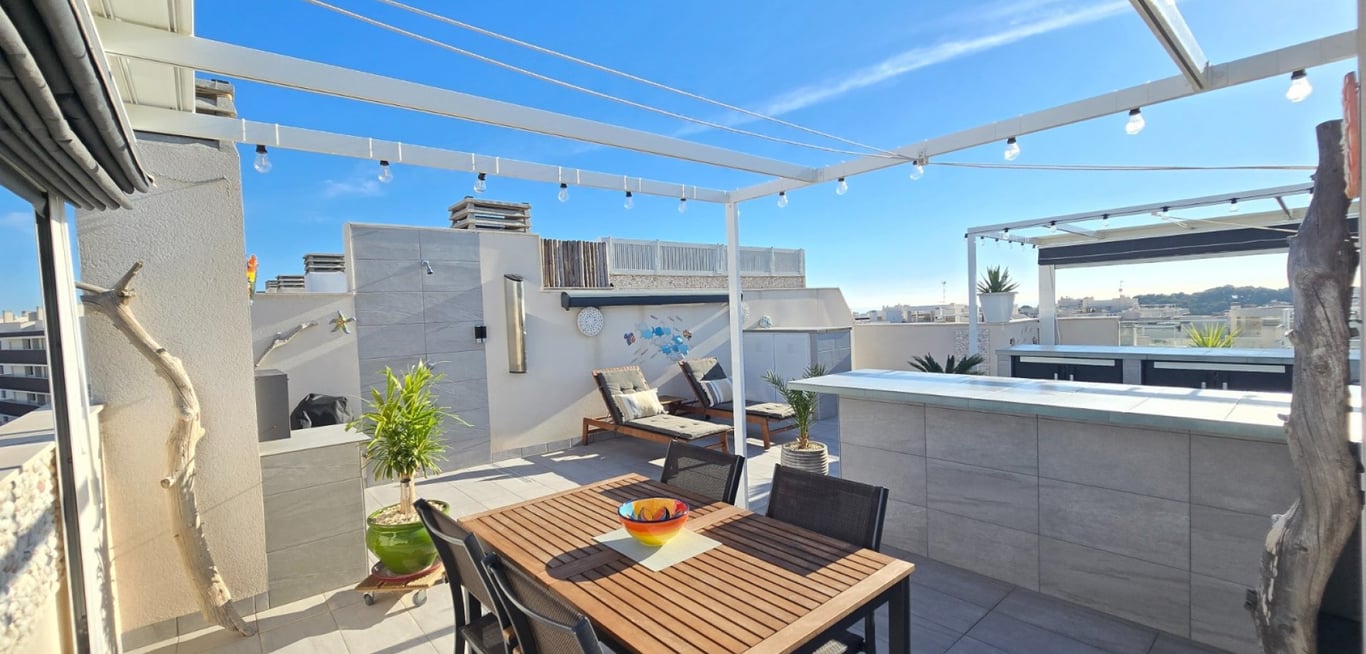 Apartment in Villamartin - Image 3
