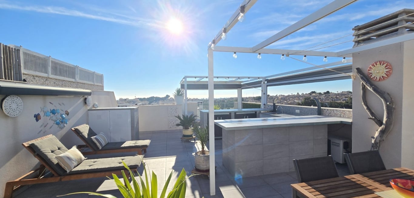 Apartment in Villamartin - Image 4