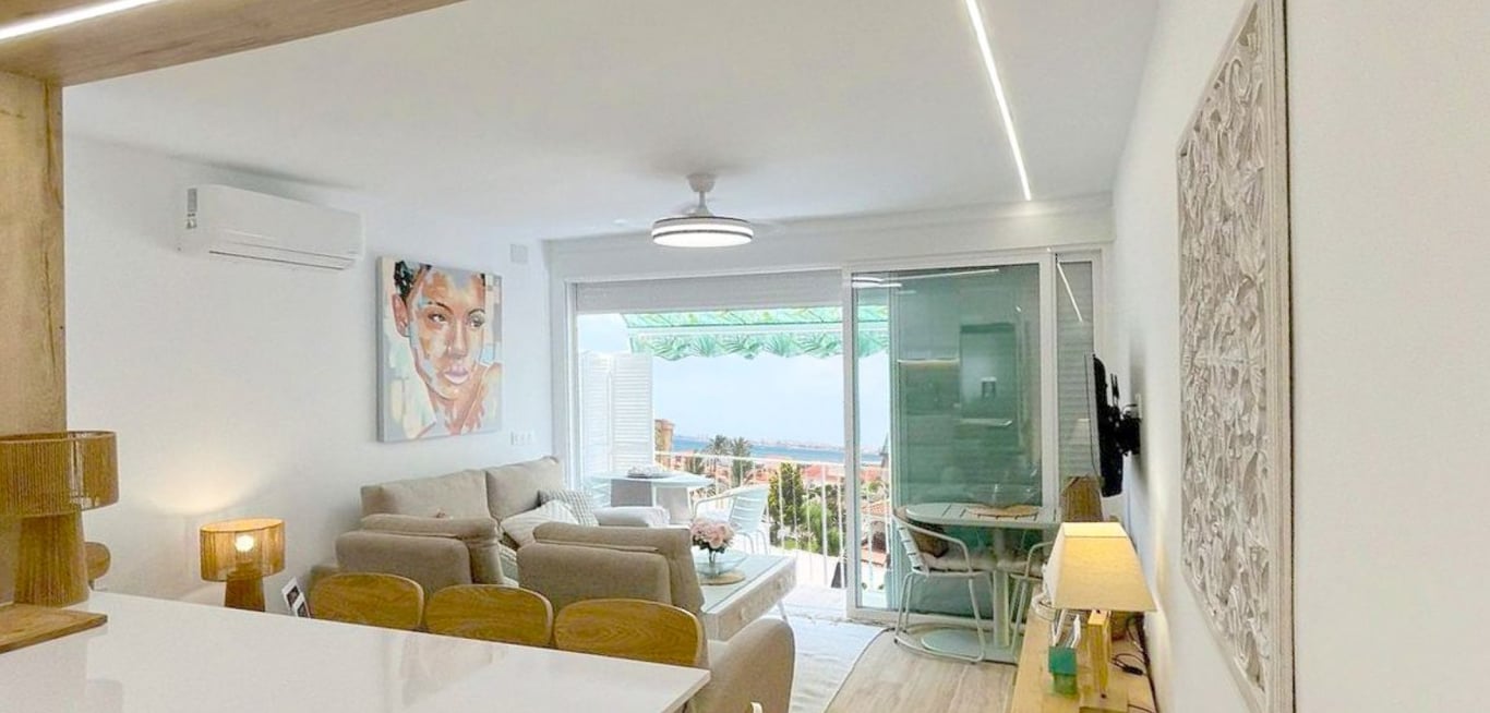 Apartment in Punta Prima - Image 3