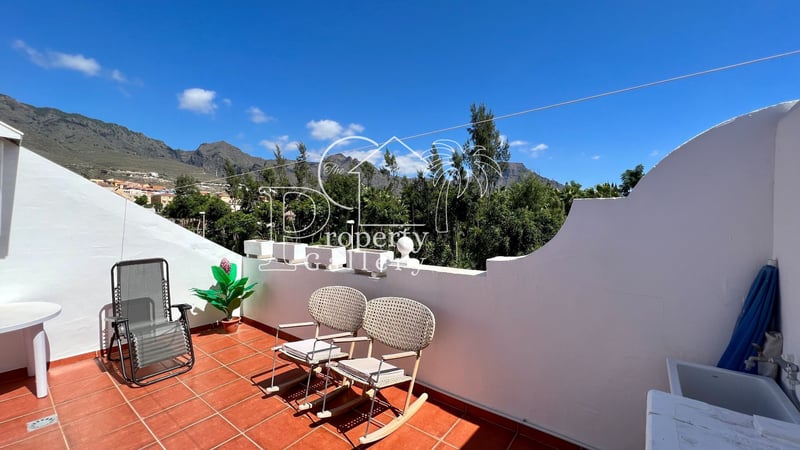 House in Adeje - view 1