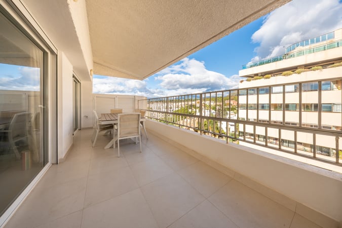 Penthouse in Marbella - view 1