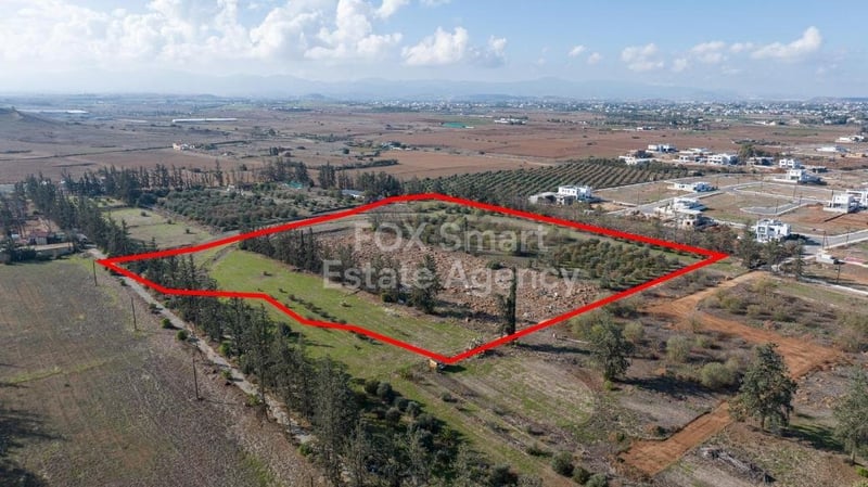 Land in Kato Deftera - view 1