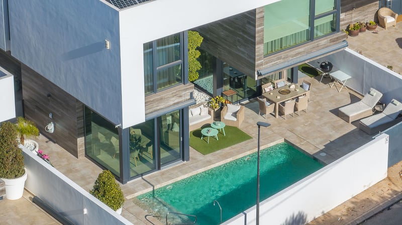 Villa in L'Albir - view 1