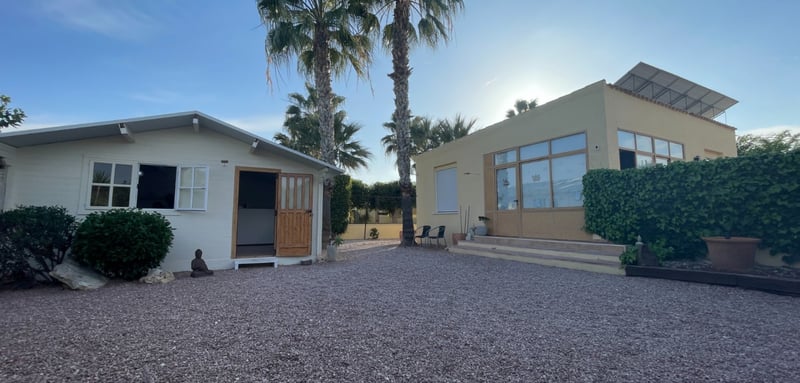 House in Elche - view 1