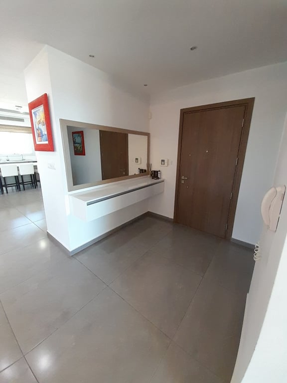 House in Agios Tychon - Image 3