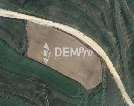 Land in Kato Arodes - view 1