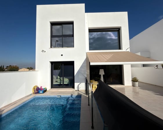 Villa in Formentera de Segura - view 1