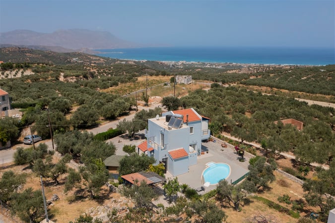 House in Marediana - view 1