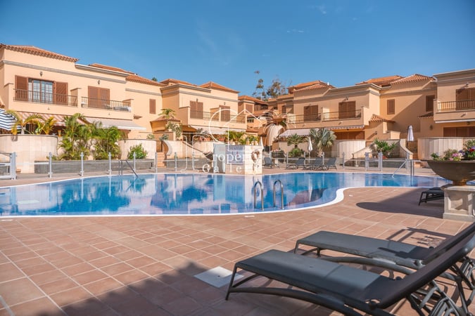 House in Playa de Fanabe - view 1