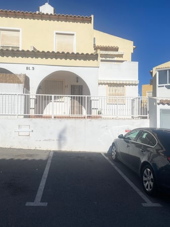 House in San Miguel de Salinas - view 1