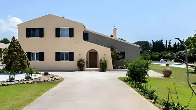 Villa in Chalikounas - view 1