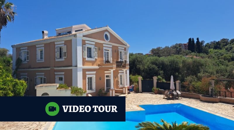 Villa in Perama - view 1