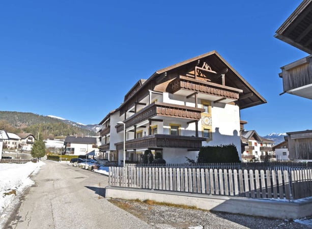 Villa in San Lorenzo di Sebato/St. Lorenzen - view 1