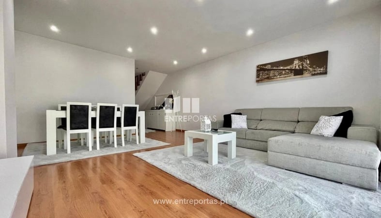 House in Vila do Conde - view 1