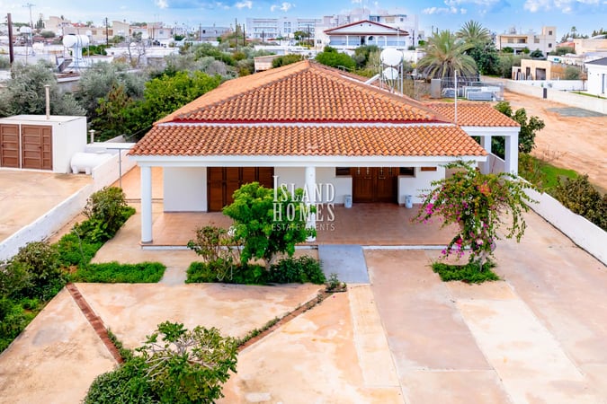 House in Deryneia - view 1