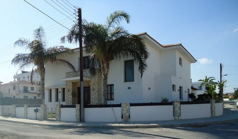 House in Aradippou - view 1