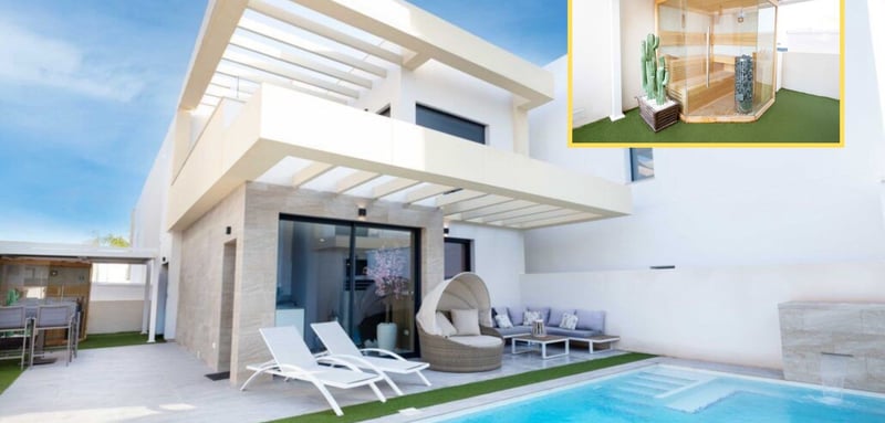 House in Los Montesinos - view 1