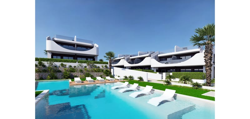 House in San Miguel de Salinas - view 1