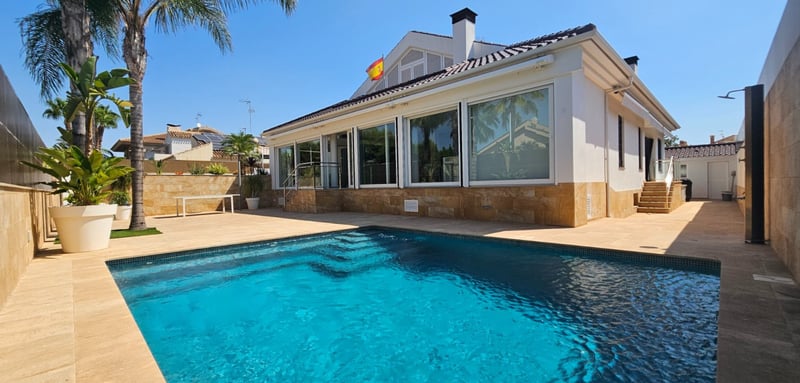 House in Santiago de la Ribera - view 1