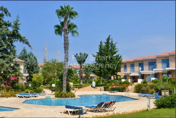 Apartment in Kato Paphos - view 1