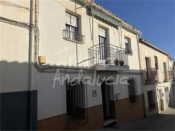 House in Alcala la Real - view 1