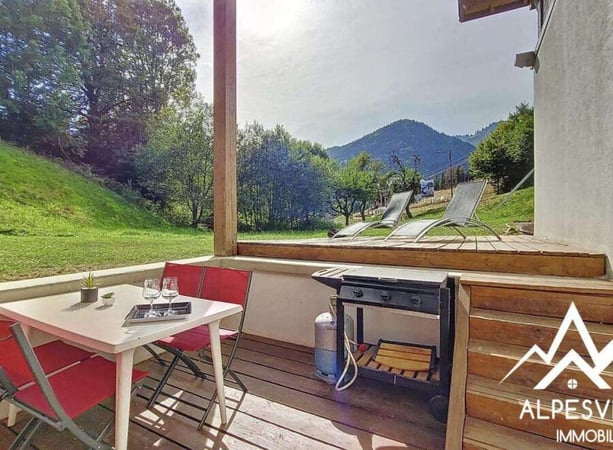 Apartment in Essert-Romand - view 1