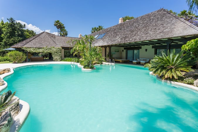 Villa in Marbella - view 1