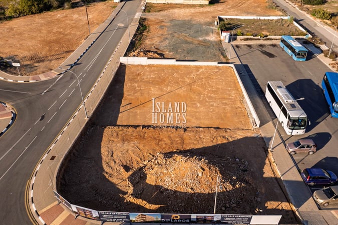 House in Deryneia - view 1