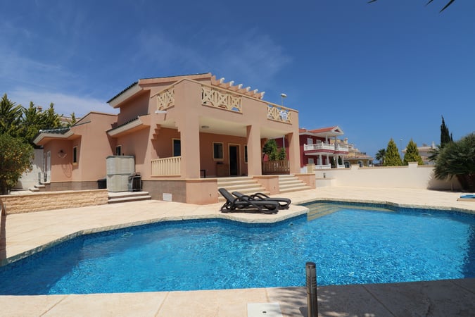 Villa in Dona Pepa - view 1