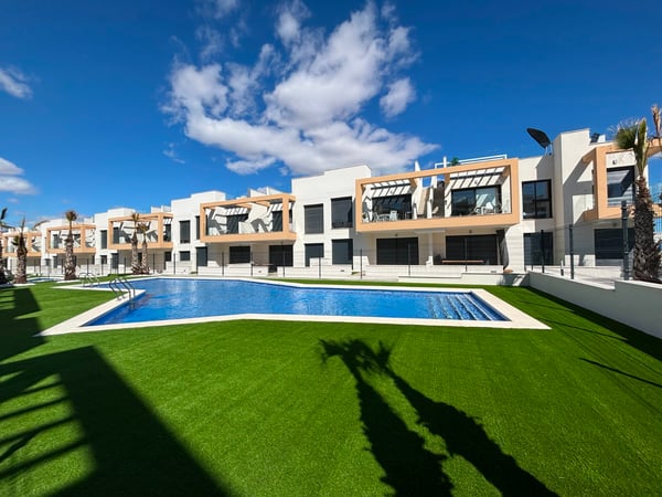 House in Urbanizacion los Balcones - view 1