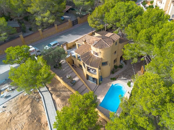 Villa in Playa Flamenca - view 1